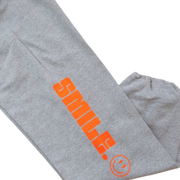 Smile Sweatpants - Picture 3 of 6